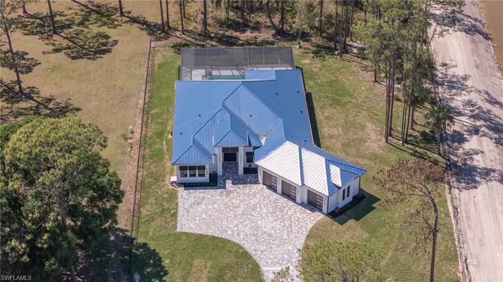 Oakridge Real Estate Listings Main Image