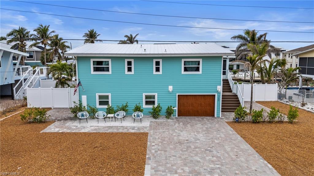 360 Bayland Rd Property Photo 1