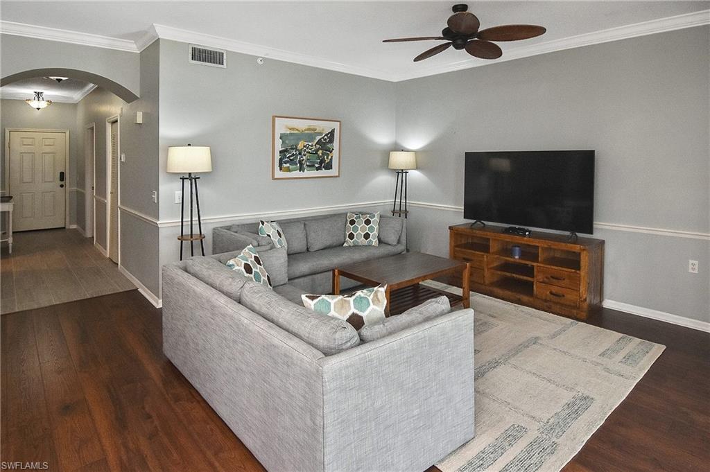 10470 Washingtonia Palm Way # 1233 Property Photo 7