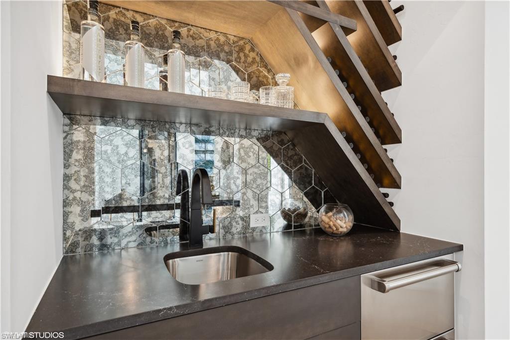 10411 Via Parma Way Property Photo 12