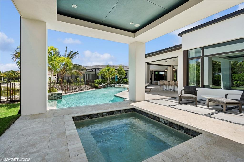 10411 Via Parma Way Property Photo 48