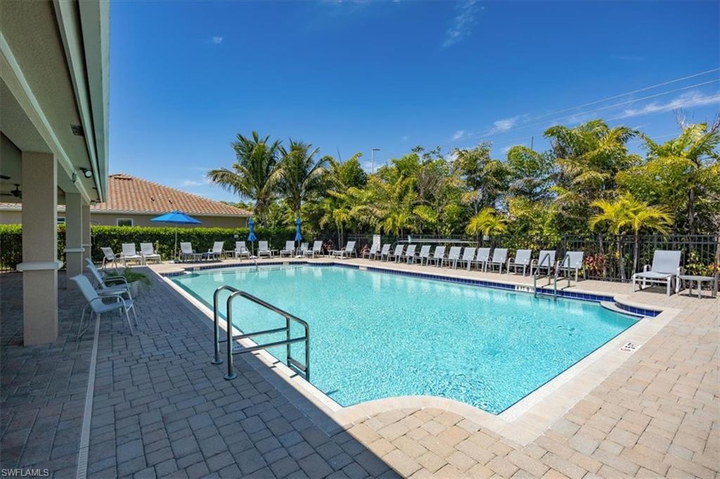 8170 Venetian Pointe Dr Property Photo 45
