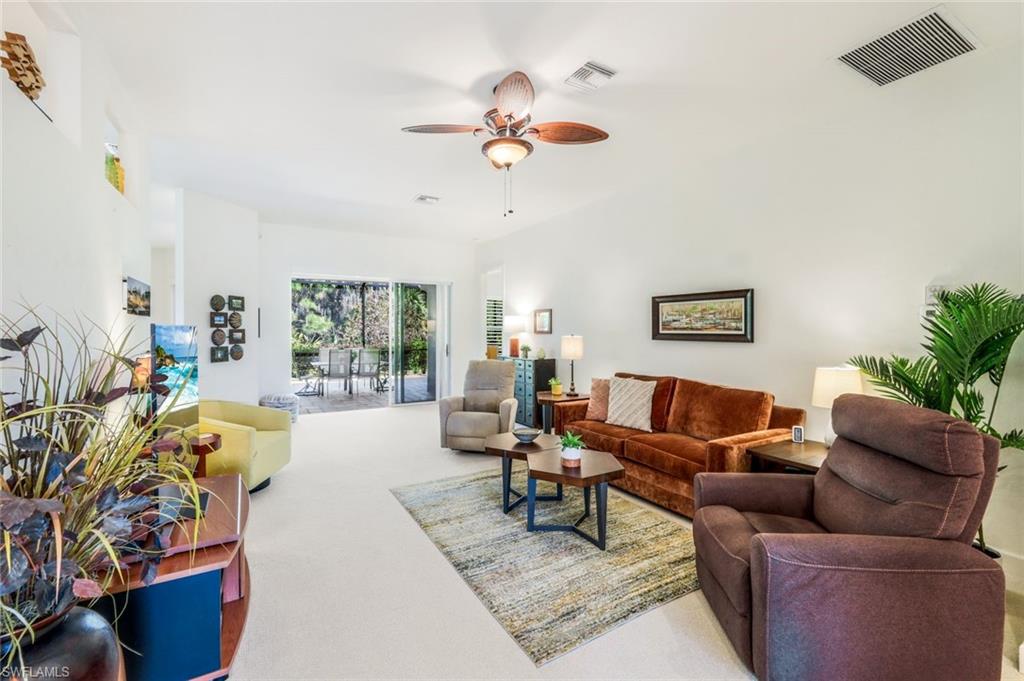 6078 Highwood Park Ct Property Photo 4