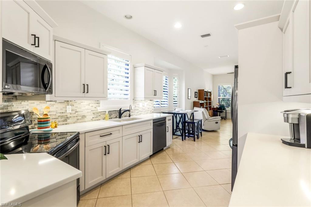6078 Highwood Park Ct Property Photo 10