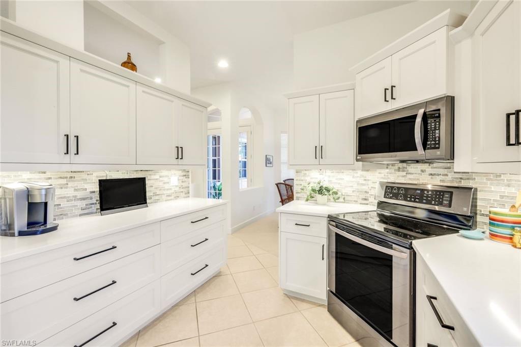 6078 Highwood Park Ct Property Photo 14