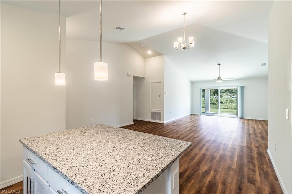 1871 Waltrip St Property Photo