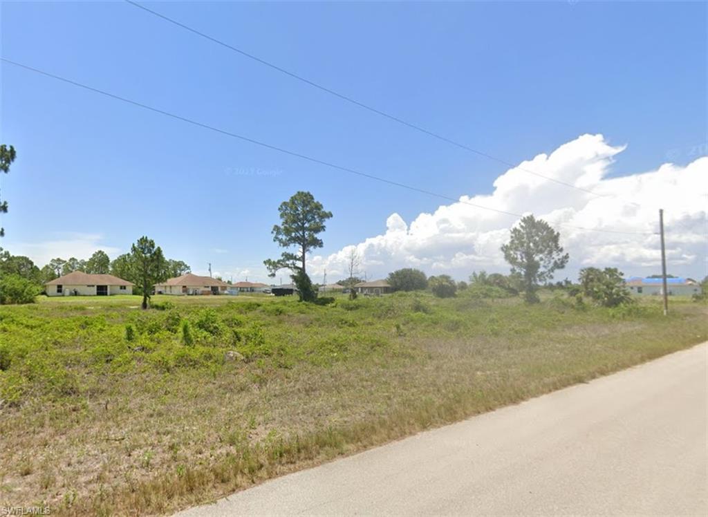1048 Jamil Ave S Property Photo 4