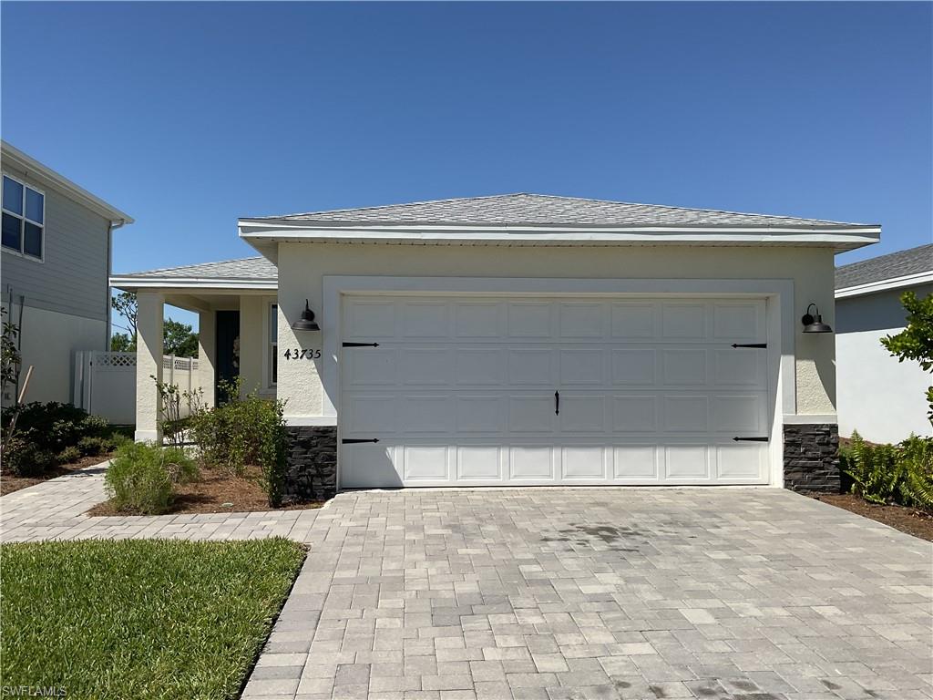 43735 Cattleman Dr Property Photo 1