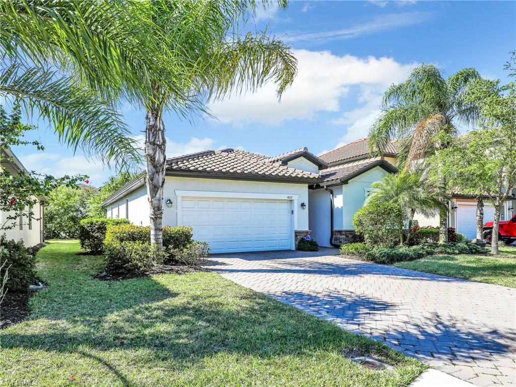 4212 Raffia Palm Cir Property Photo 5