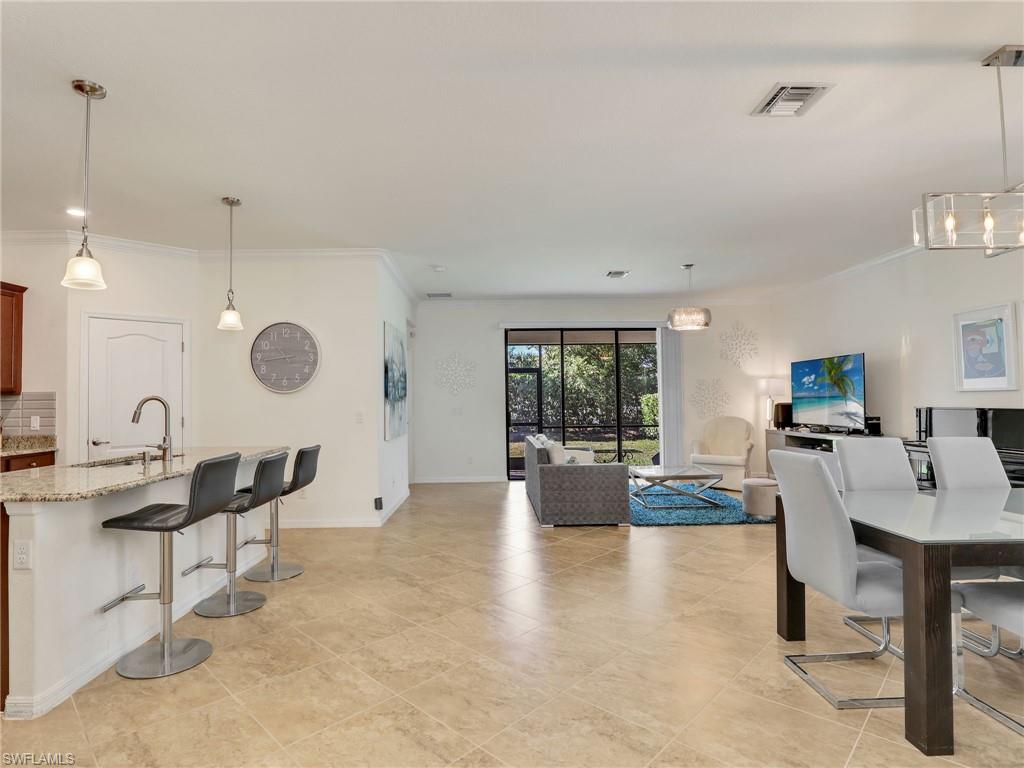 4212 Raffia Palm Cir Property Photo 9