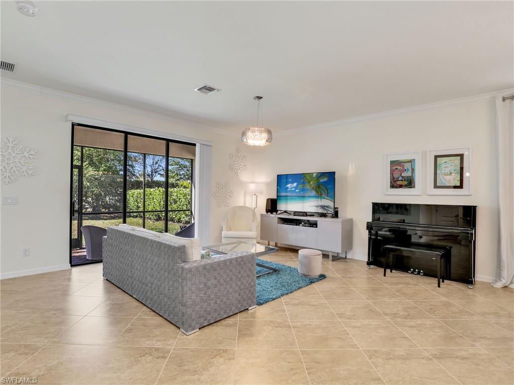4212 Raffia Palm Cir Property Photo 11