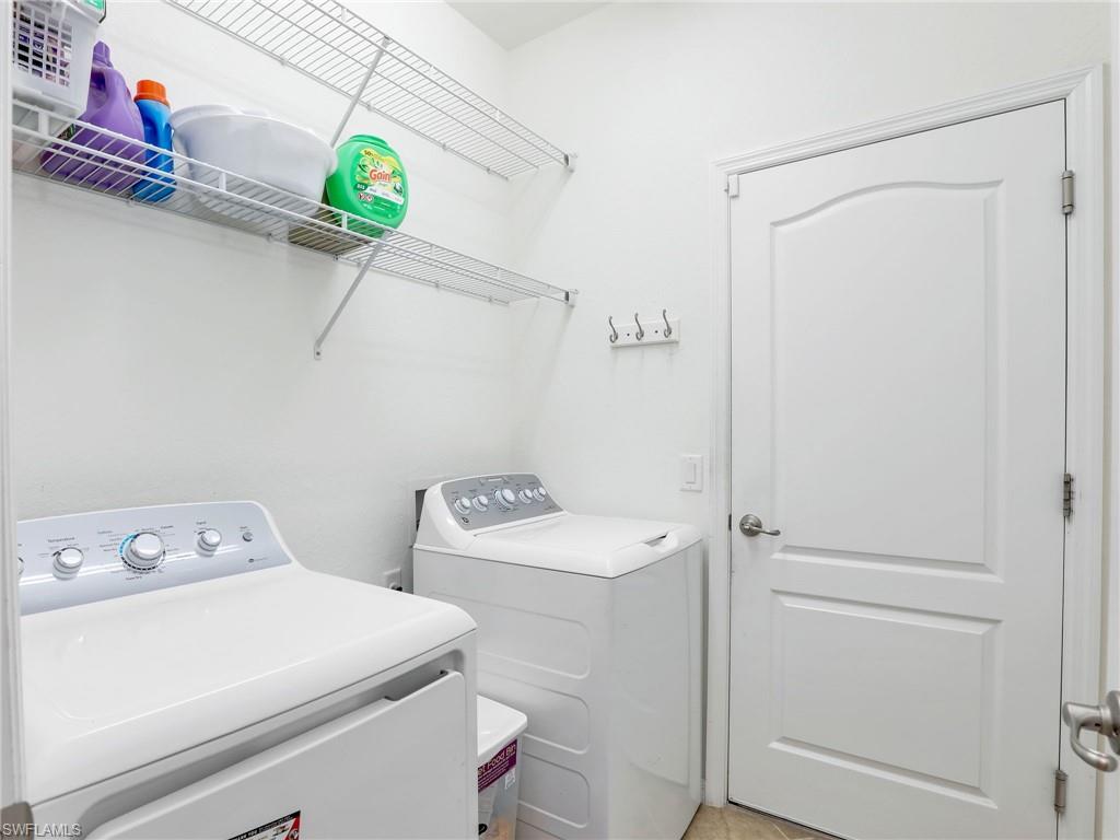 4212 Raffia Palm Cir Property Photo 31