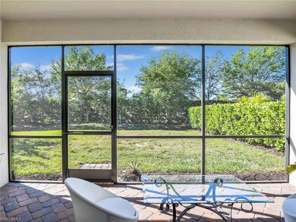 4212 Raffia Palm Cir Property Photo 32