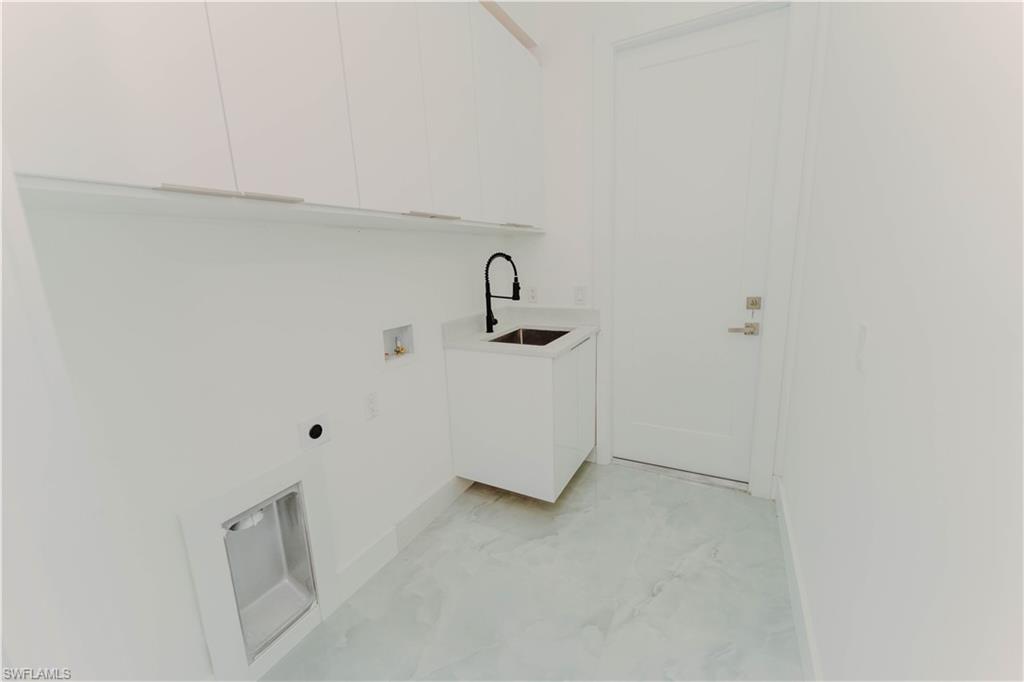 1109 Nw 8th Ter Property Photo 16