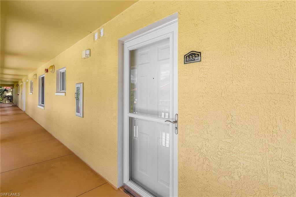 8284 Key Royal Cir # 1332 Property Photo 2