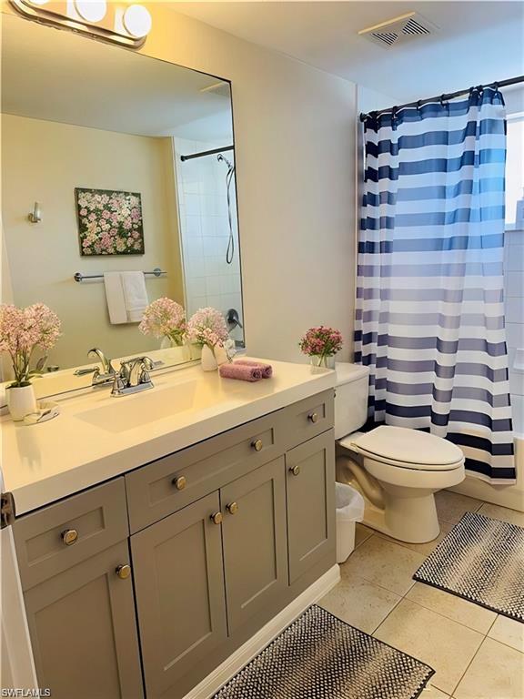 8284 Key Royal Cir # 1332 Property Photo 16