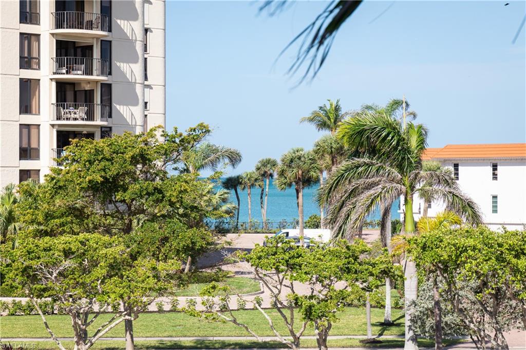 3200 Gulf Shore Blvd N # 306 Property Photo 18