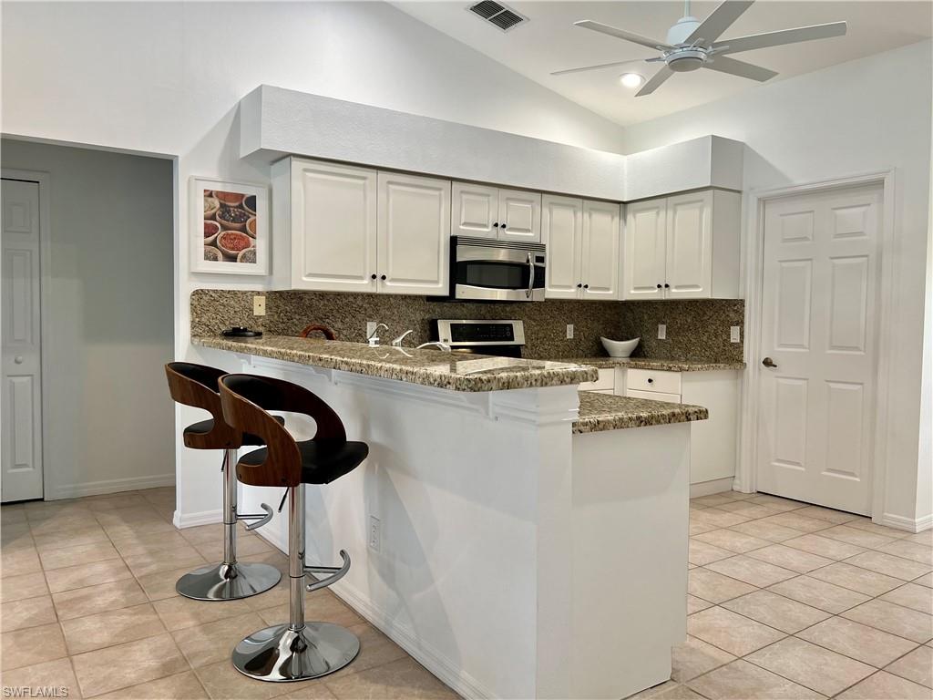 6131 Spanish Oaks Ln Property Photo 4