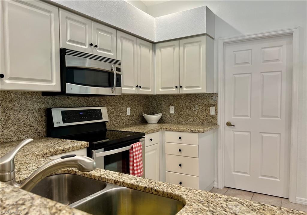 6131 Spanish Oaks Ln Property Photo 10