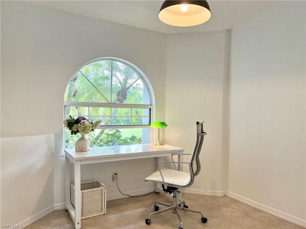 6131 Spanish Oaks Ln Property Photo 11