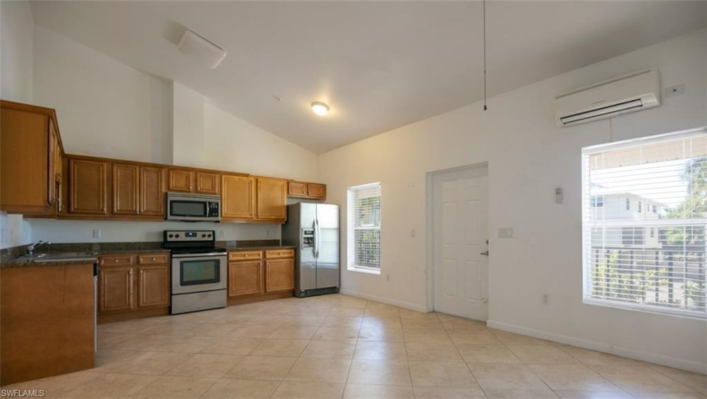 1555 Blue Point Ave # 6 Property Photo 5
