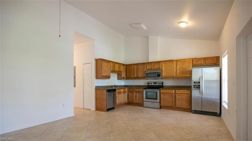 1555 Blue Point Ave # 6 Property Photo 6