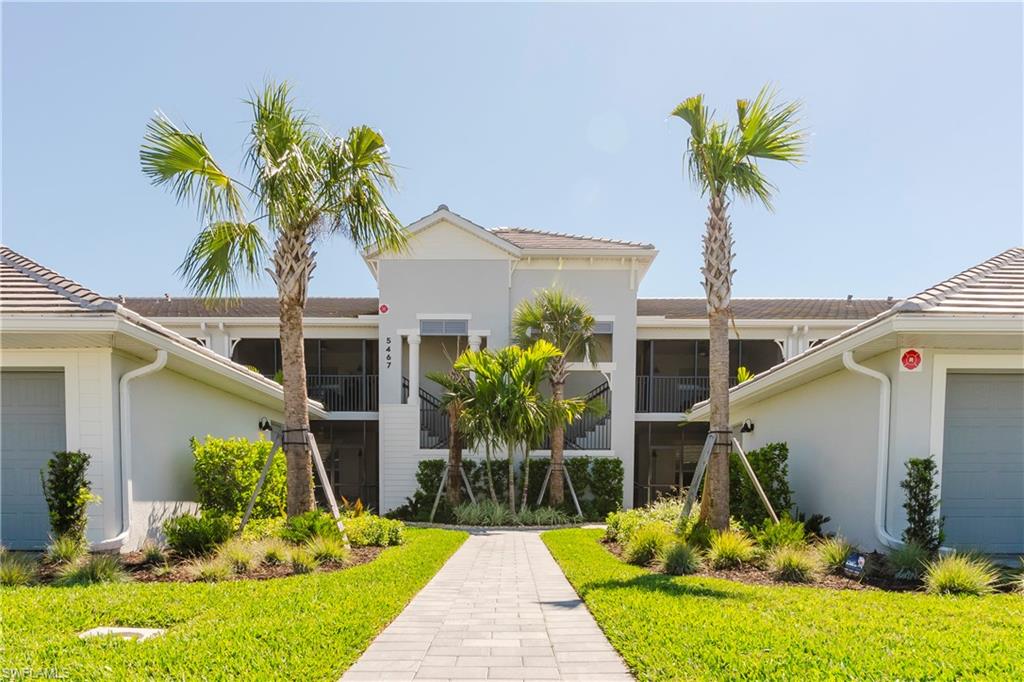 5467 Double Eagle Cir # 3216 Property Photo