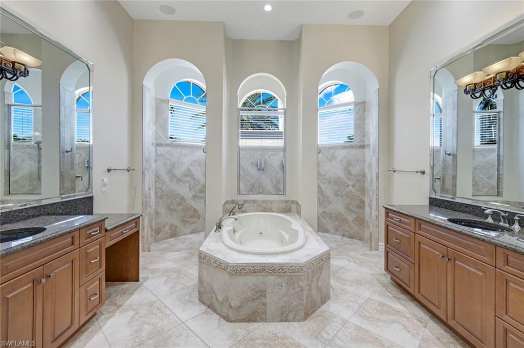 6029 Tarpon Estates Ct Property Photo 16