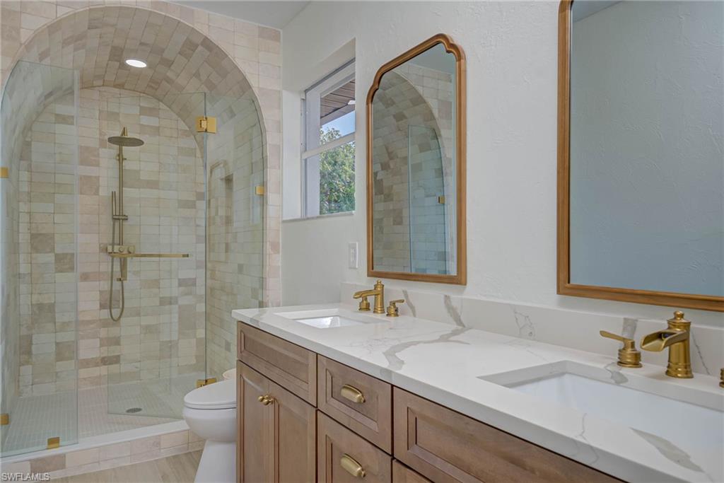 3835 Harold Ave Property Photo 14
