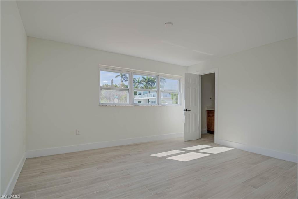 3835 Harold Ave Property Photo 16