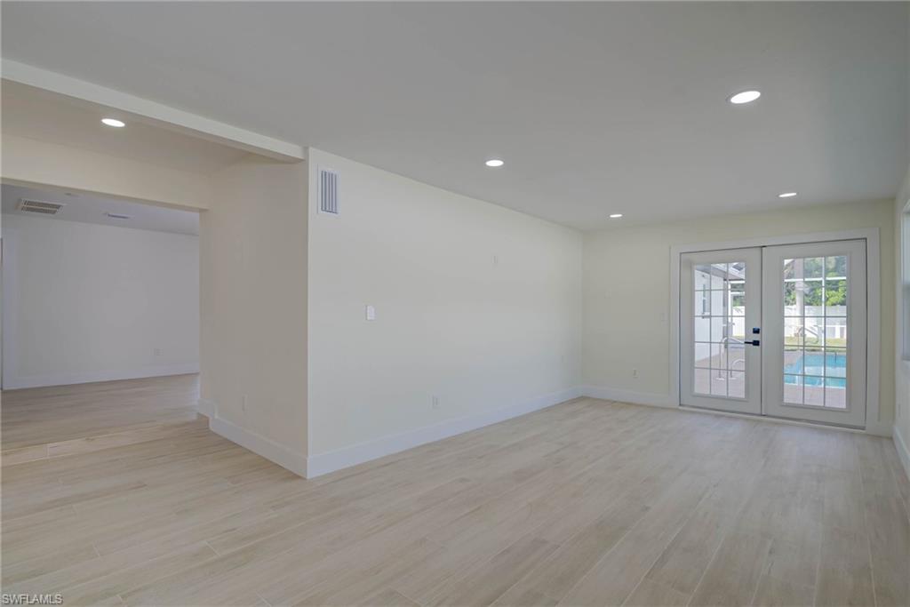 3835 Harold Ave Property Photo 24