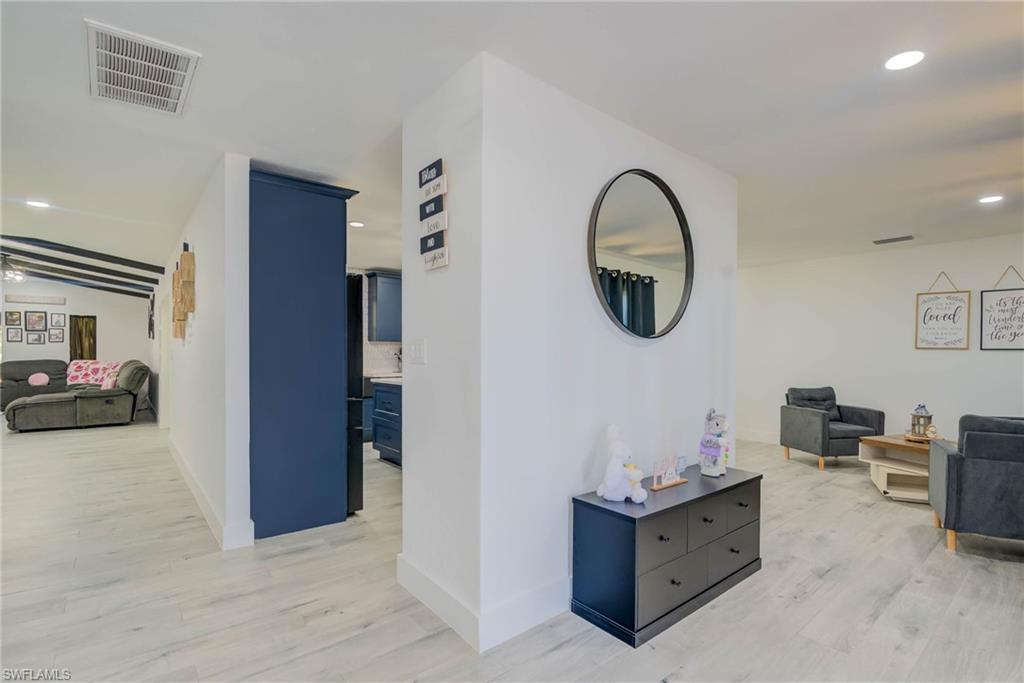 1846 Seafan Cir Property Photo 4
