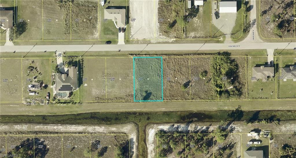 828 Foxtail St Property Photo