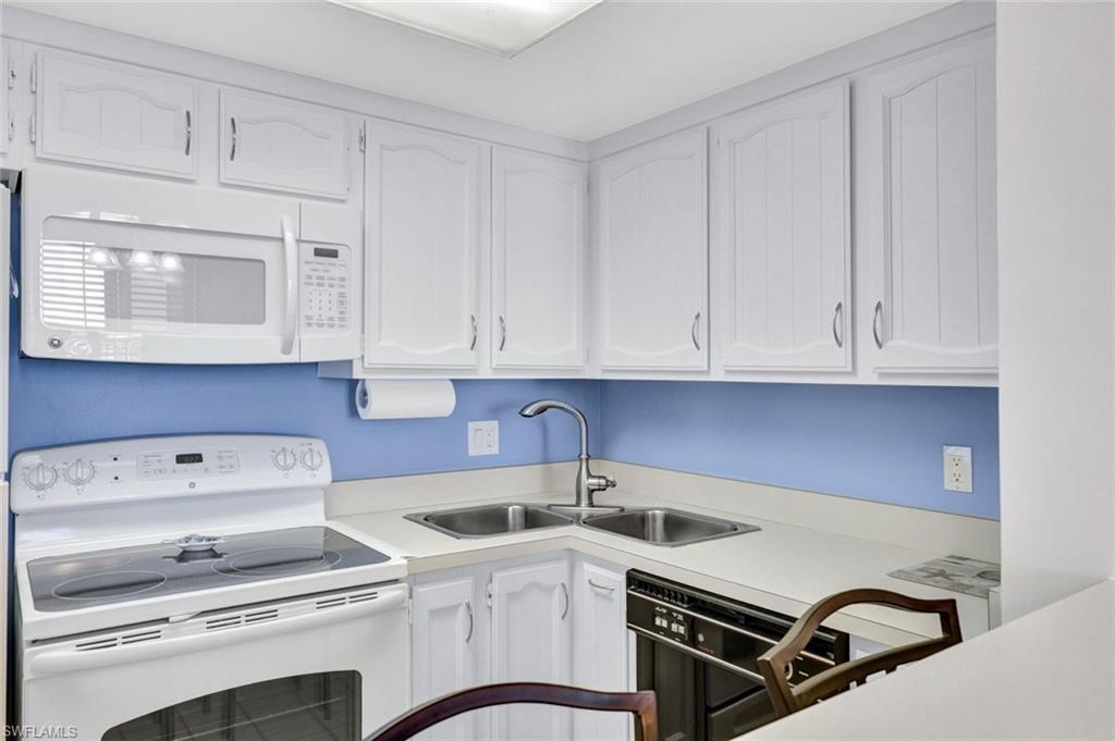 180 Seaview Ct # 1002 Property Photo 8