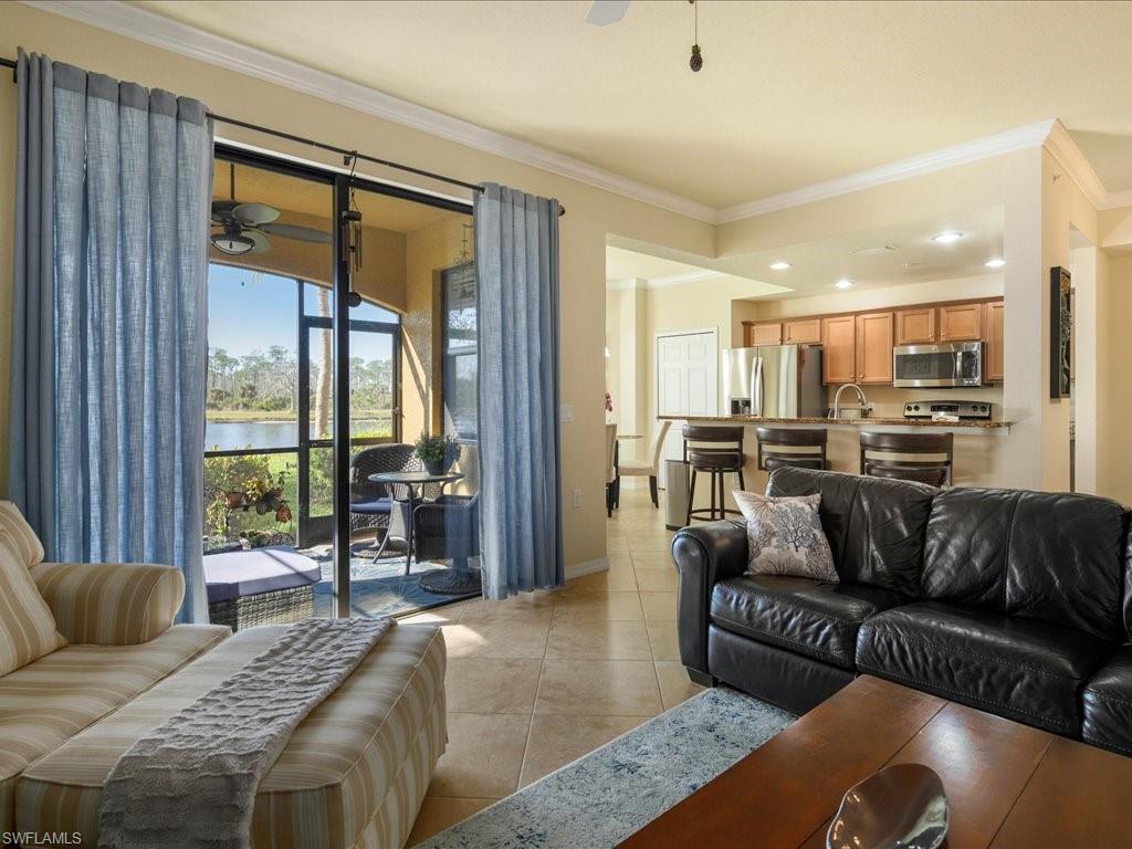 9731 Acqua Ct # 512 Property Photo 1