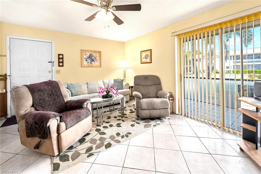 8101 S Woods Cir # 1 Property Photo 4