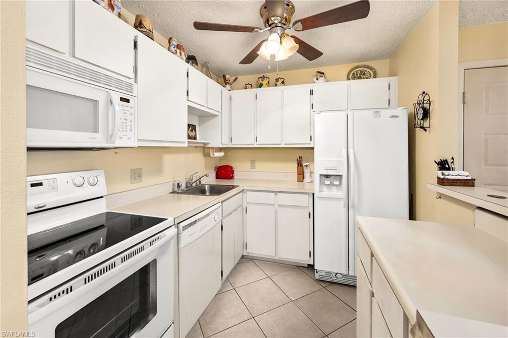 8101 S Woods Cir # 1 Property Photo 6