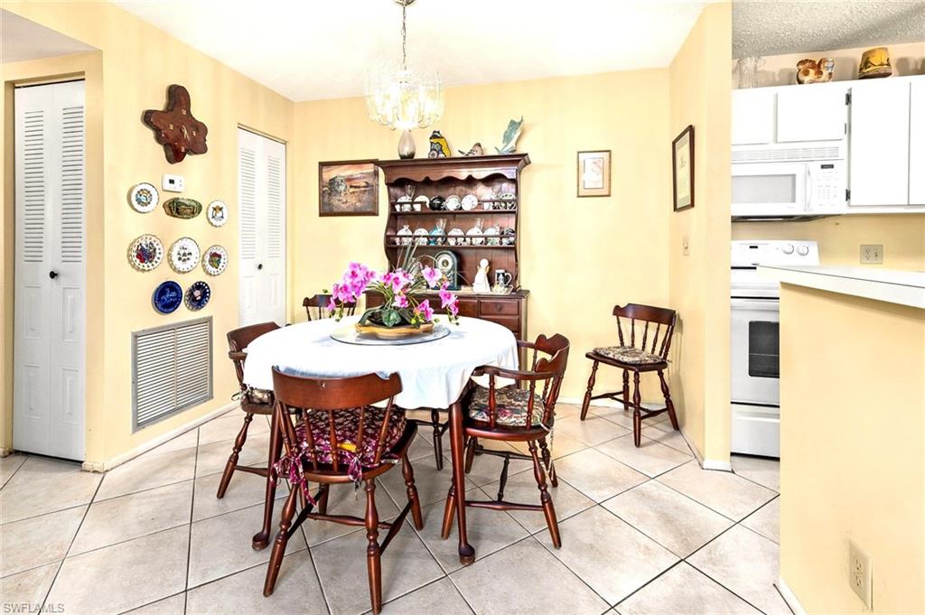 8101 S Woods Cir # 1 Property Photo 8