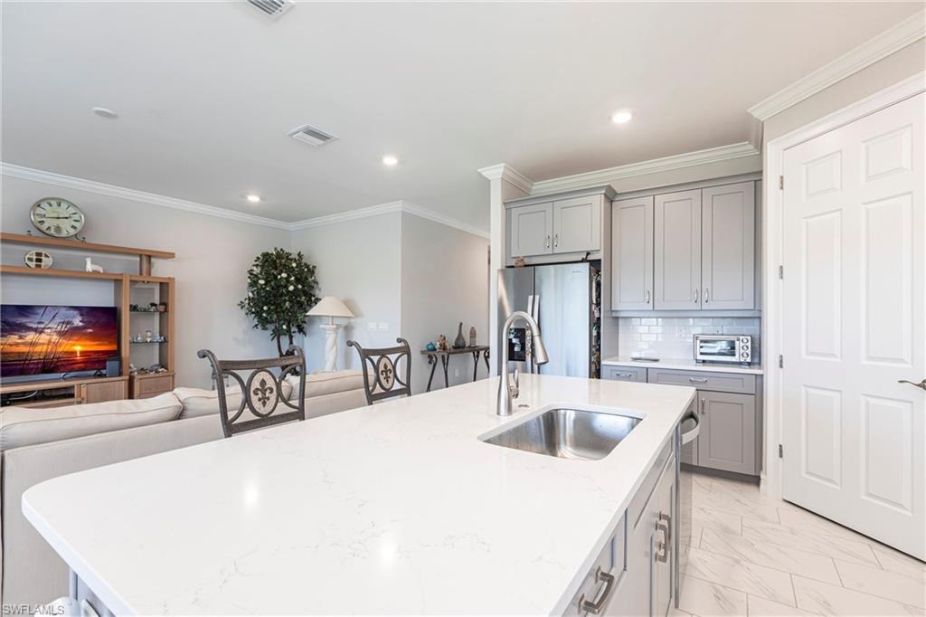 28045 Sanibel Sands St Property Photo 7