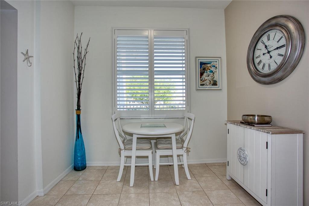 8086 Queen Palm Ln # 324 Property Photo 4