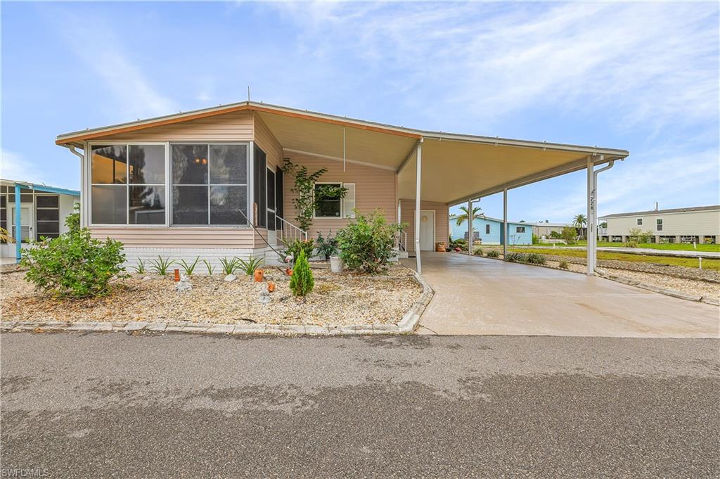 7261 Drum Dr Property Photo