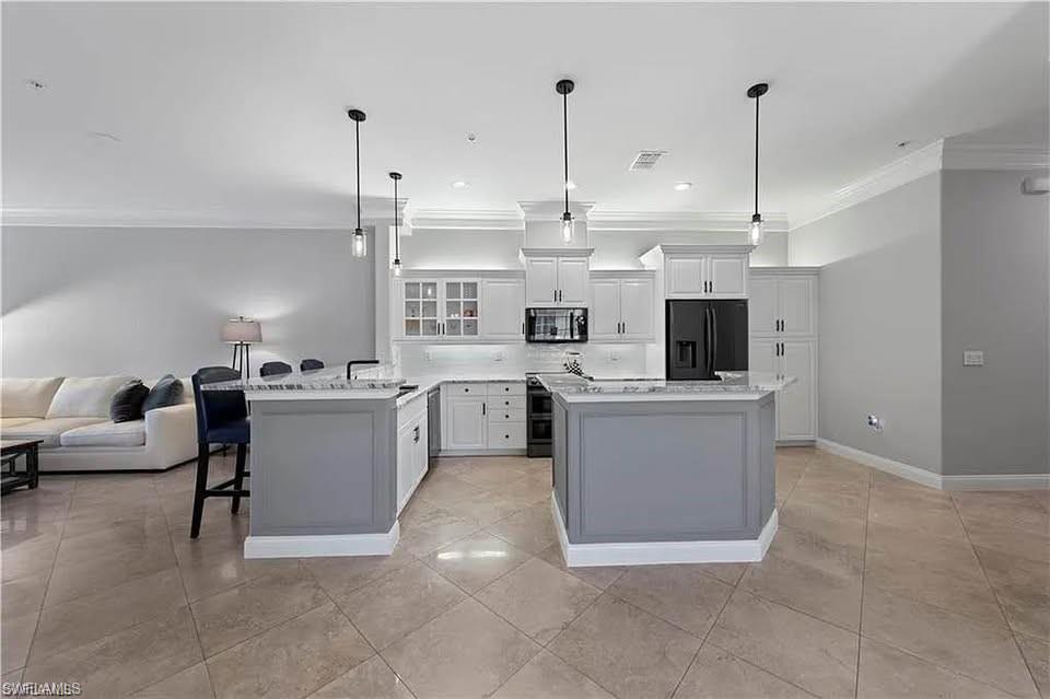 8601 Piazza Del Lago Cir # 204 Property Photo 3