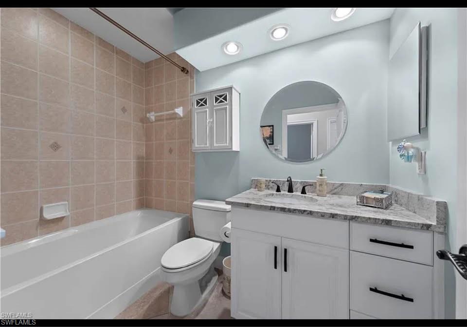 8601 Piazza Del Lago Cir # 204 Property Photo 12