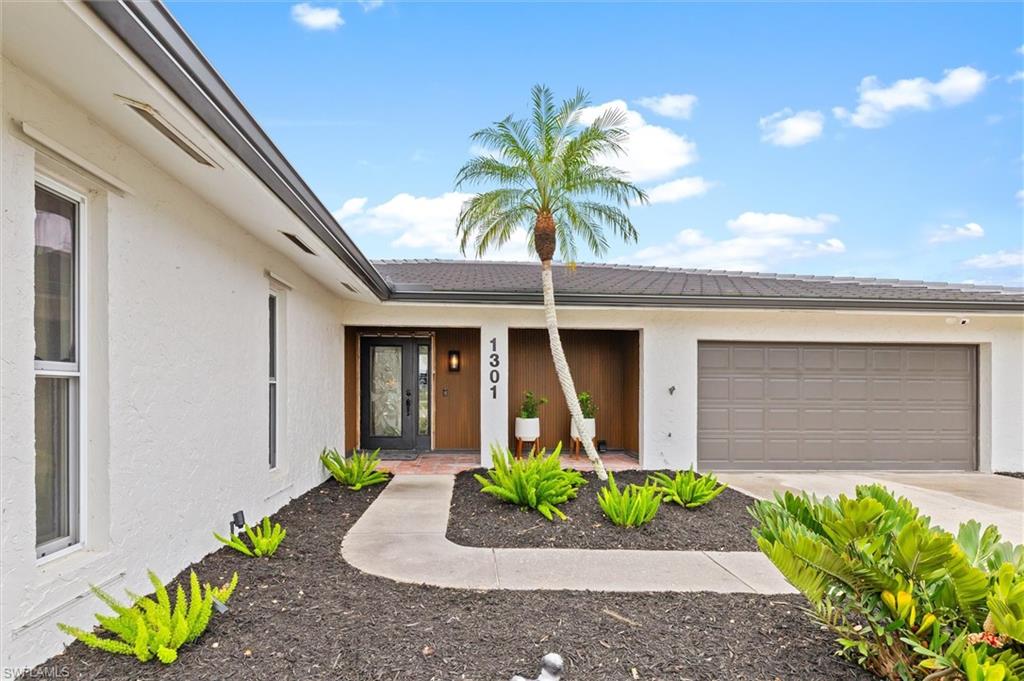 1301 Appian Dr Property Photo