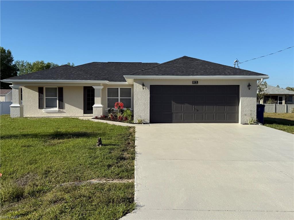 213 Manasota St Property Photo