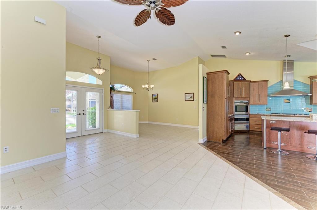 1368 Grebe Dr Property Photo 15