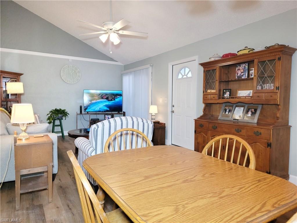 5670 Foxlake Dr Property Photo 10