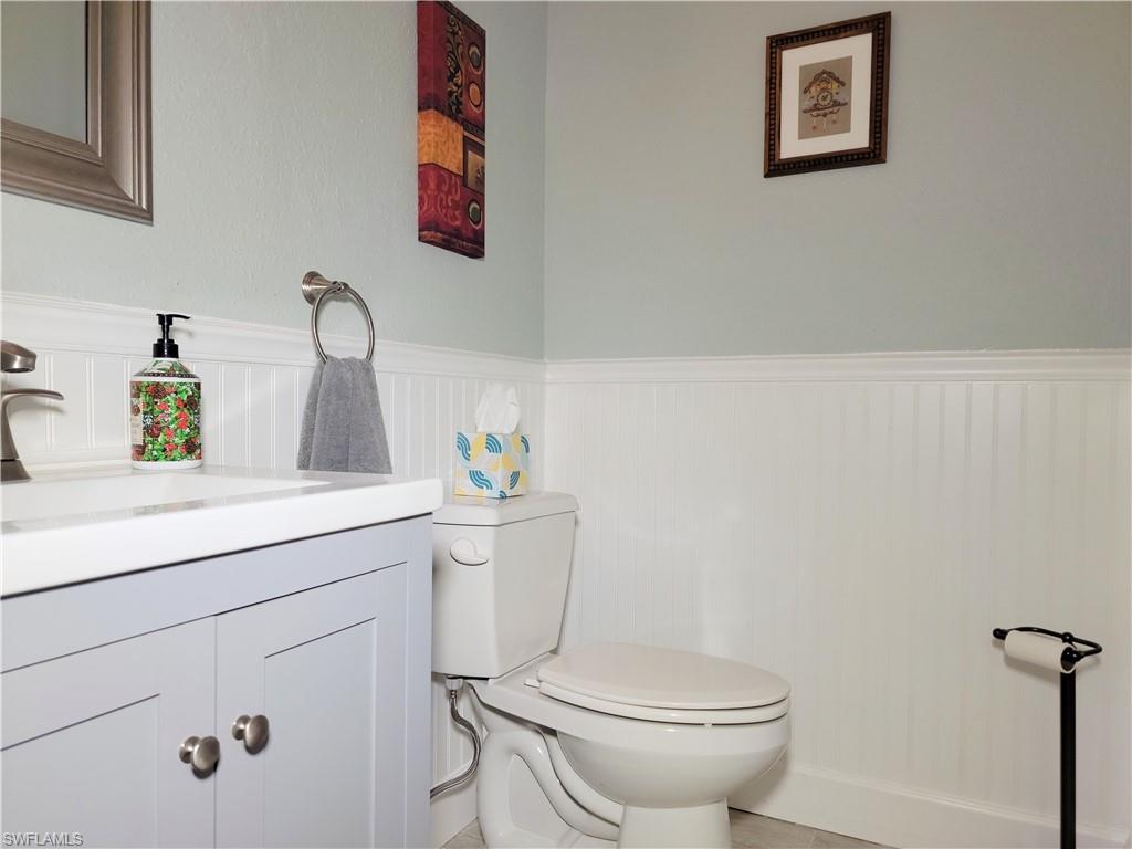 5670 Foxlake Dr Property Photo 24