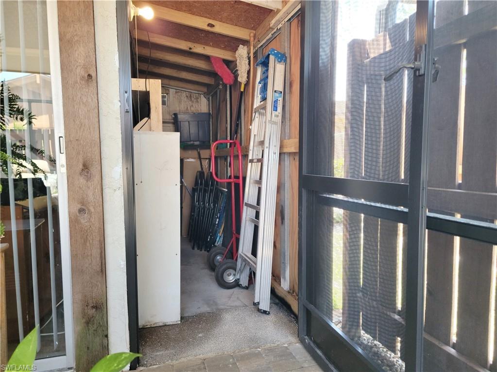 5670 Foxlake Dr Property Photo 39