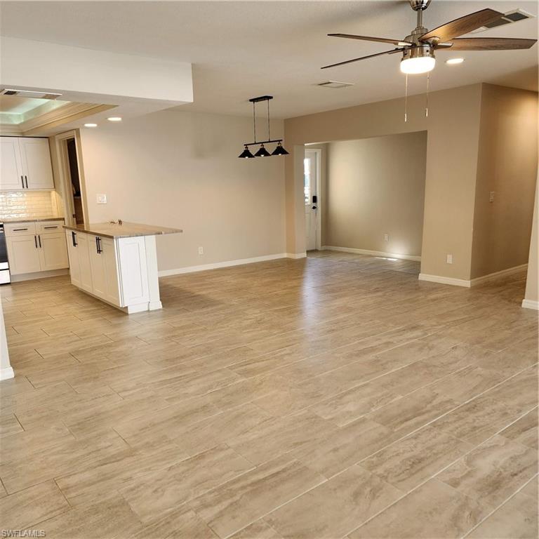 4911 Edith Esplanade Property Photo